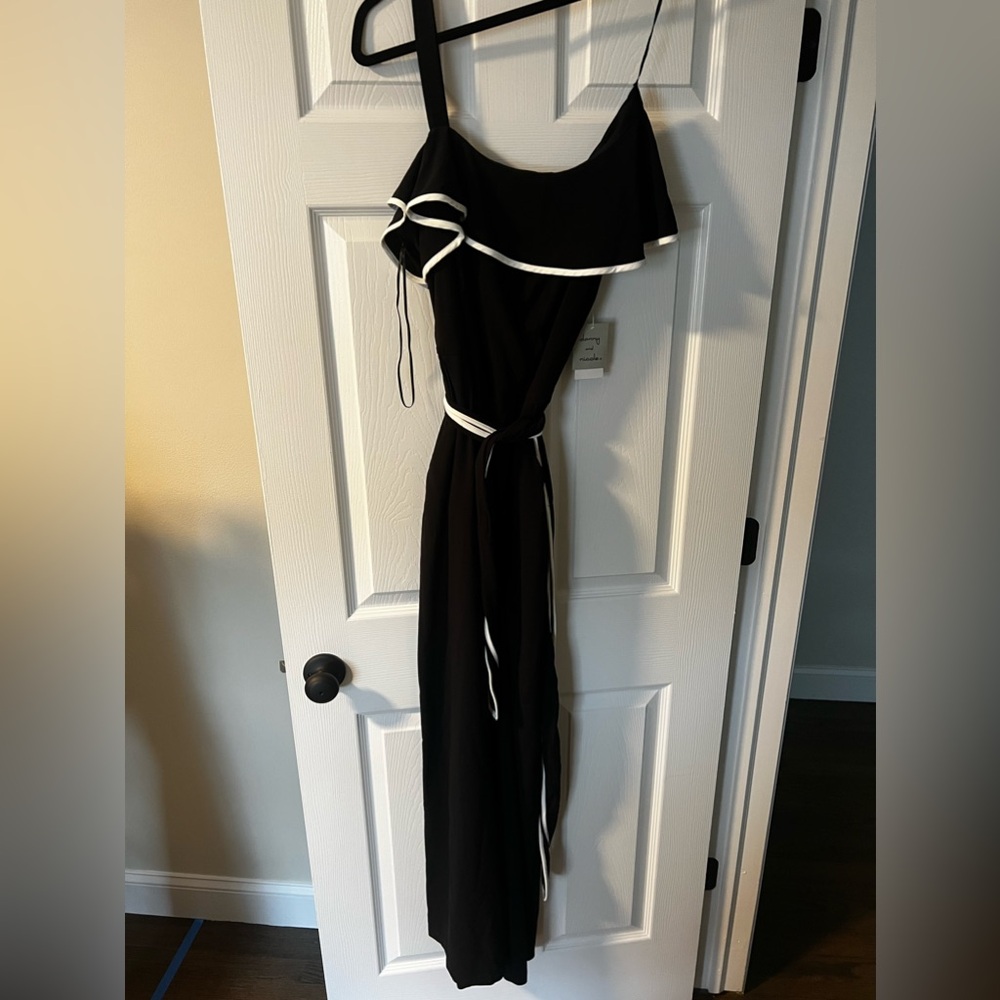 Wide leg romper one shoulder